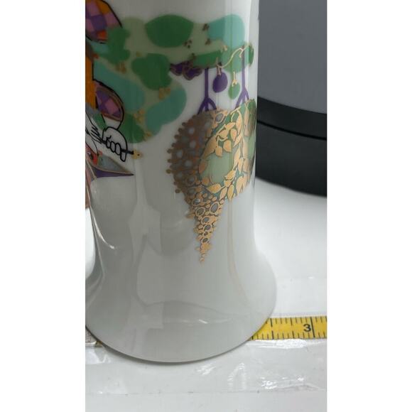 Vintage Rosenthal Bjorn Wiinblad
Musicians Small Arabian Nights Trumpet Vase - Picture 14 of 16